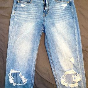 American Eagle High Rise Mom Jeans